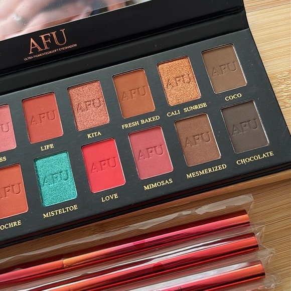 Brand New BH Cosmetics 8-Piece Eye Brush Set & AFU Eyeshadow Palette Pigmented - Picture 9 of 14